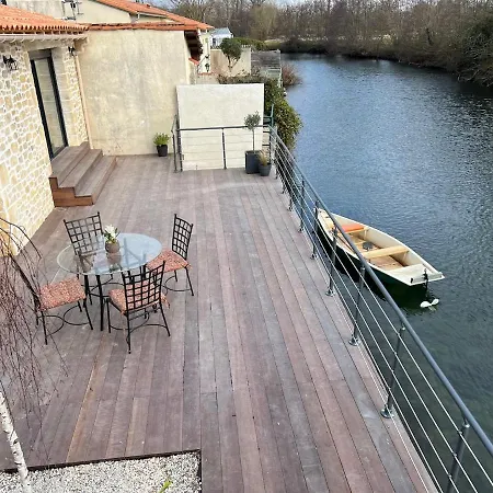 Marais Poitevin Maison Au Bord De L'eau 度假居 Magne (Deux-Sevres)