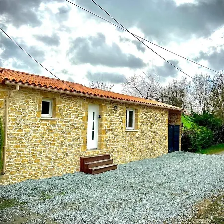 Marais Poitevin Maison Au Bord De L'eau