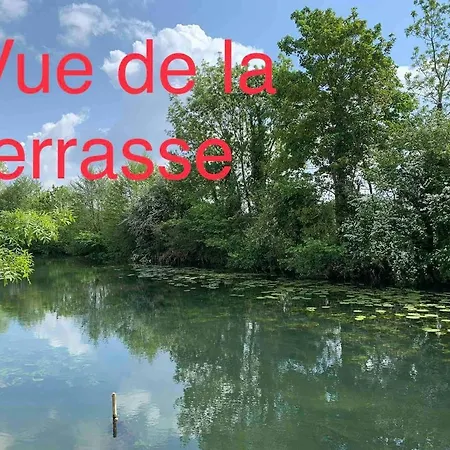 Marais Poitevin Maison Au Bord De L'eau 度假居
