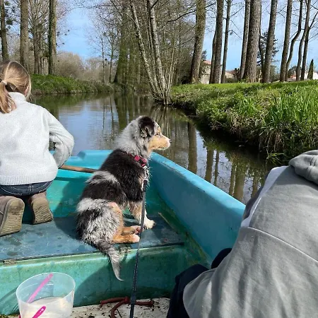 Marais Poitevin Maison Au Bord De L'eau 度假居 Magne (Deux-Sevres)