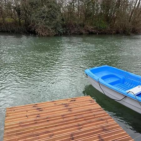 Marais Poitevin Maison Au Bord De L'eau 度假居